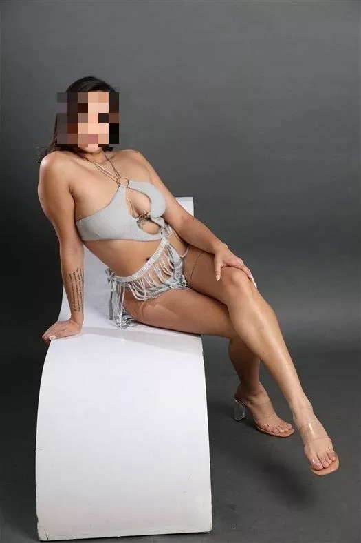 סבלנית ויפה מחכה לך - דירות דיסקרטיות בבאר שבע