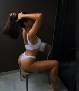 מארחת חדשה בהוד השרון