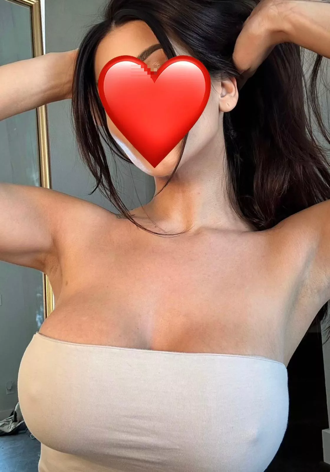 צוות של  מושלמות - דירות דיסקרטיות באשדוד